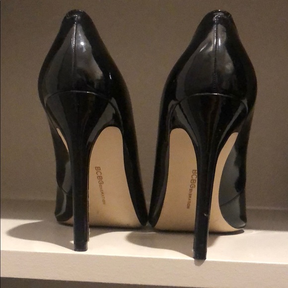 Gently worn BCBG Pumps 7.5 - Picture 5 of 5